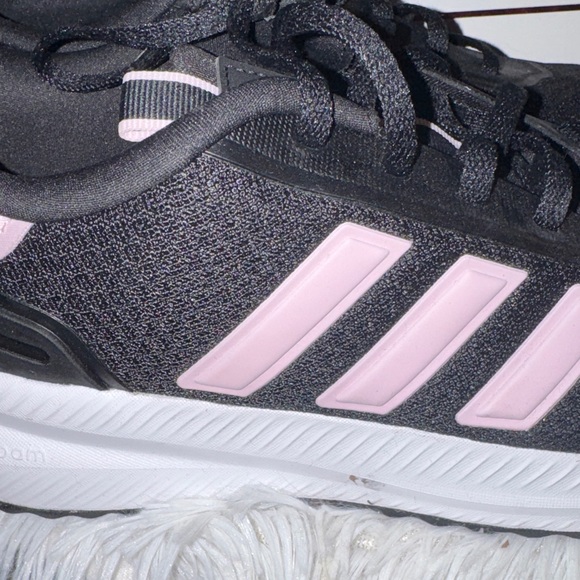 Adidas Women's Black Sneakers with Pink Stripes - Picture 6 of 6